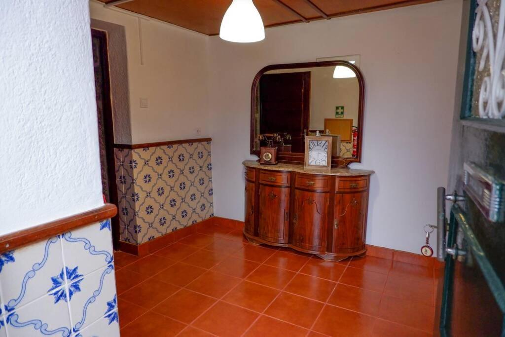 A Casinha Dos Avos Joao E Ana *